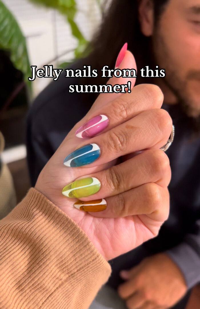 Man Learns Nail Art In A Bid To Save Girlfriend’s Money, Becomes A Pro Man Learns Nail Art In A Bid To Save Girlfriend’s Money, Becomes A Pro