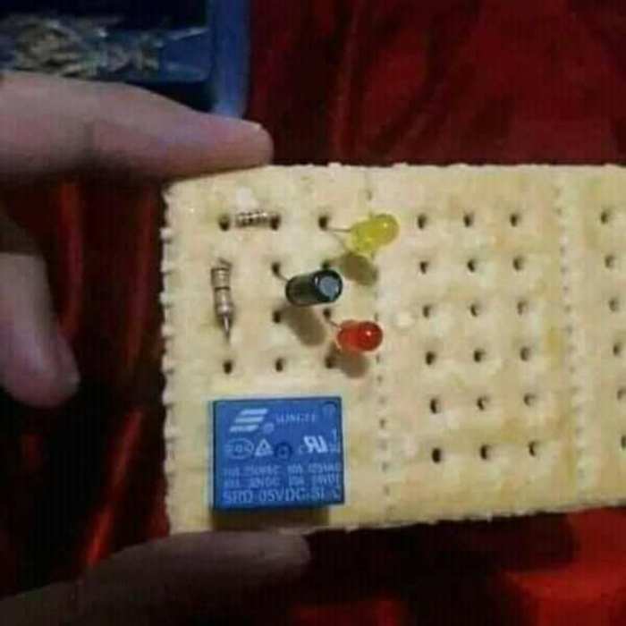 30 Times Food Ended Up Somewhere It Definitely Didn’t Belong 30 Times Food Ended Up Somewhere It Definitely Didn’t Belong