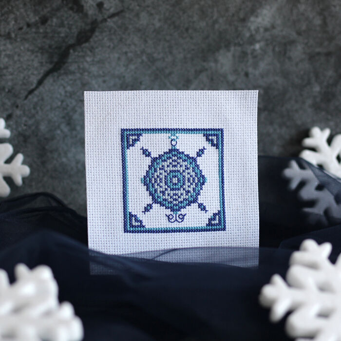 15 Simple And Easy Cross-Stitch Patterns For Christmas And New Year 15 Simple And Easy Cross-Stitch Patterns For Christmas And New Year