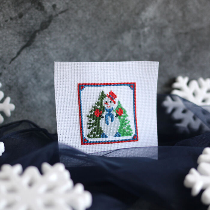 15 Simple And Easy Cross-Stitch Patterns For Christmas And New Year 15 Simple And Easy Cross-Stitch Patterns For Christmas And New Year