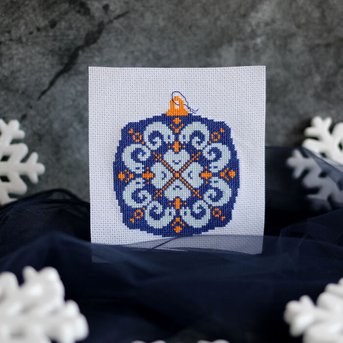 15 Simple And Easy Cross-Stitch Patterns For Christmas And New Year 15 Simple And Easy Cross-Stitch Patterns For Christmas And New Year