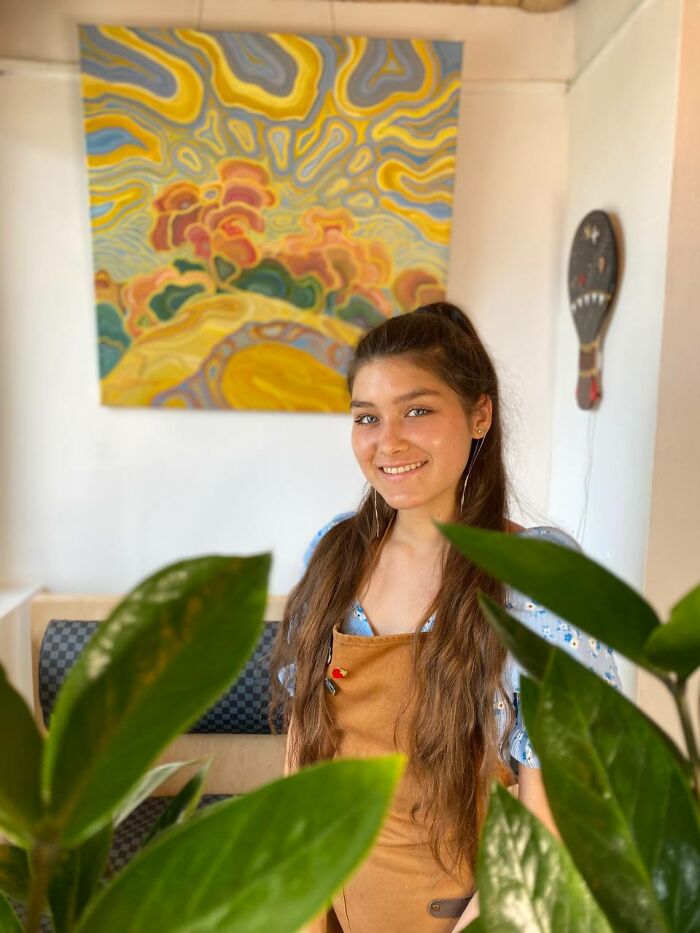 Here&#8217;s What Artists Paint In The Front-Line Zone