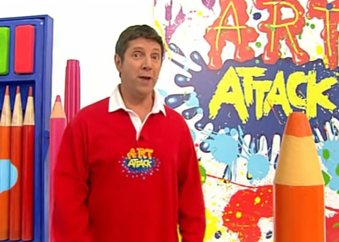 Banksy Fans Stunned As Artist “Confirms” Name In Resurfaced Interview Banksy Fans Stunned As Artist “Confirms” Name In Resurfaced Interview