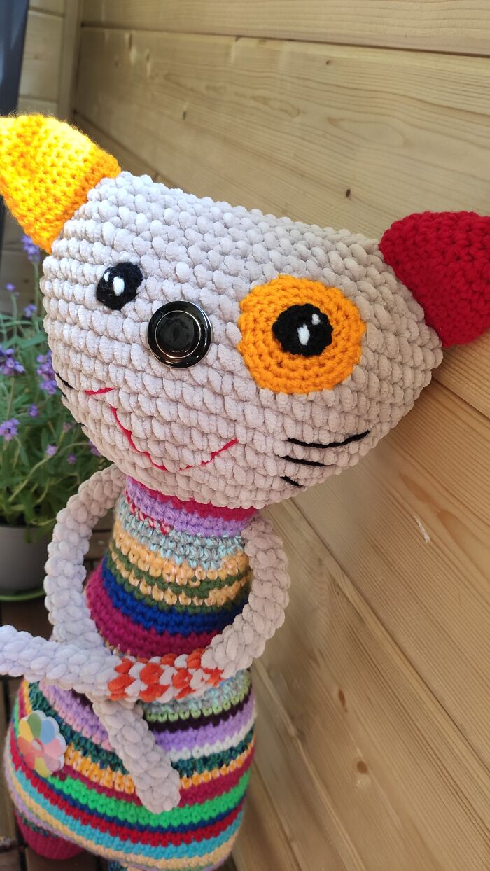 “Scrap Yarn Toys”: I Reuse The Leftovers Of Yarn And Turn Them Into Colorful Toys “Scrap Yarn Toys”: I Reuse The Leftovers Of Yarn And Turn Them Into Colorful Toys