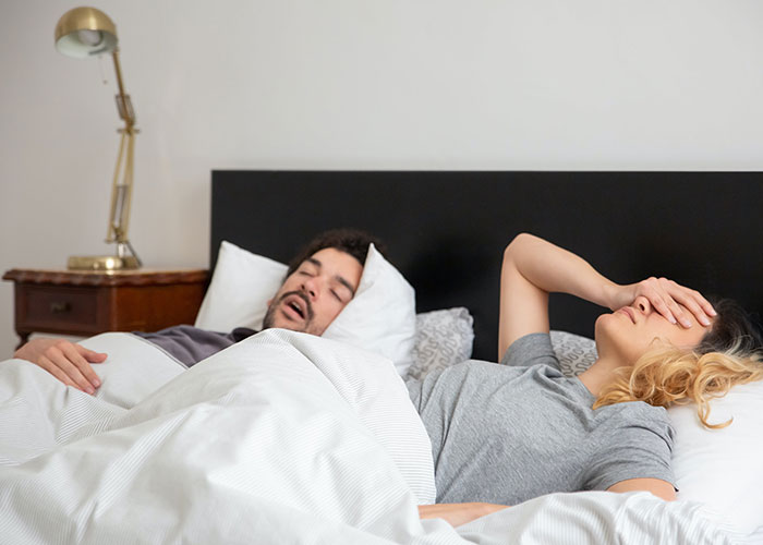 30 People Anonymously Reveal The Thing They Hate About Their Partner But Could Never Tell Them