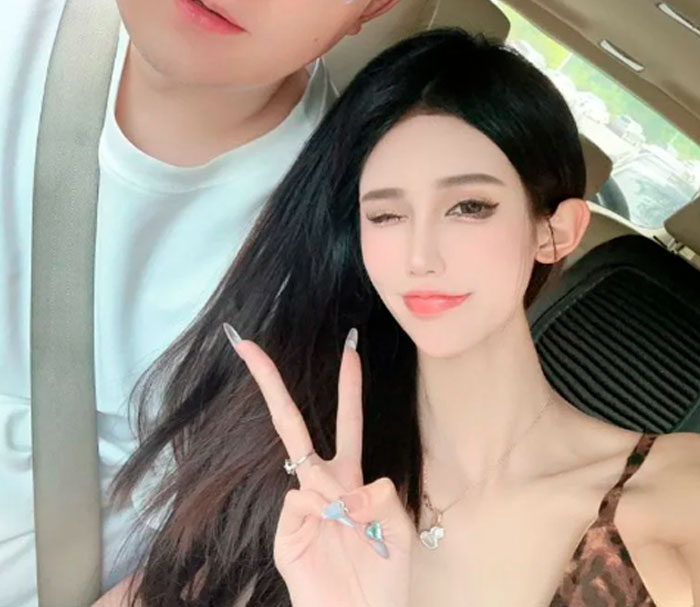 This Online Community Is Dedicated To Calling Out Instagrammers Who Edit Their Photos Way Too Much (50 New Pics) This Online Community Is Dedicated To Calling Out Instagrammers Who Edit Their Photos Way Too Much (50 New Pics)