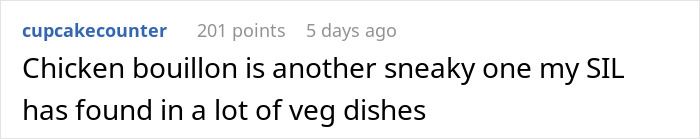 Waiter Learns He’s Been Lying To Customers About Vegetarian Food After Checking The Ingredients Waiter Learns He’s Been Lying To Customers About Vegetarian Food After Checking The Ingredients