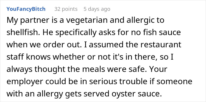 Waiter Learns He’s Been Lying To Customers About Vegetarian Food After Checking The Ingredients Waiter Learns He’s Been Lying To Customers About Vegetarian Food After Checking The Ingredients
