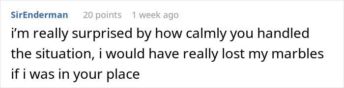 Jerk On A Plane Claims He Can’t Sit Next To Smelly Passenger, Turns Out He’s The One Who Stinks Jerk On A Plane Claims He Can’t Sit Next To Smelly Passenger, Turns Out He’s The One Who Stinks