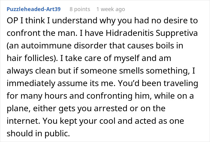 Jerk On A Plane Claims He Can’t Sit Next To Smelly Passenger, Turns Out He’s The One Who Stinks Jerk On A Plane Claims He Can’t Sit Next To Smelly Passenger, Turns Out He’s The One Who Stinks