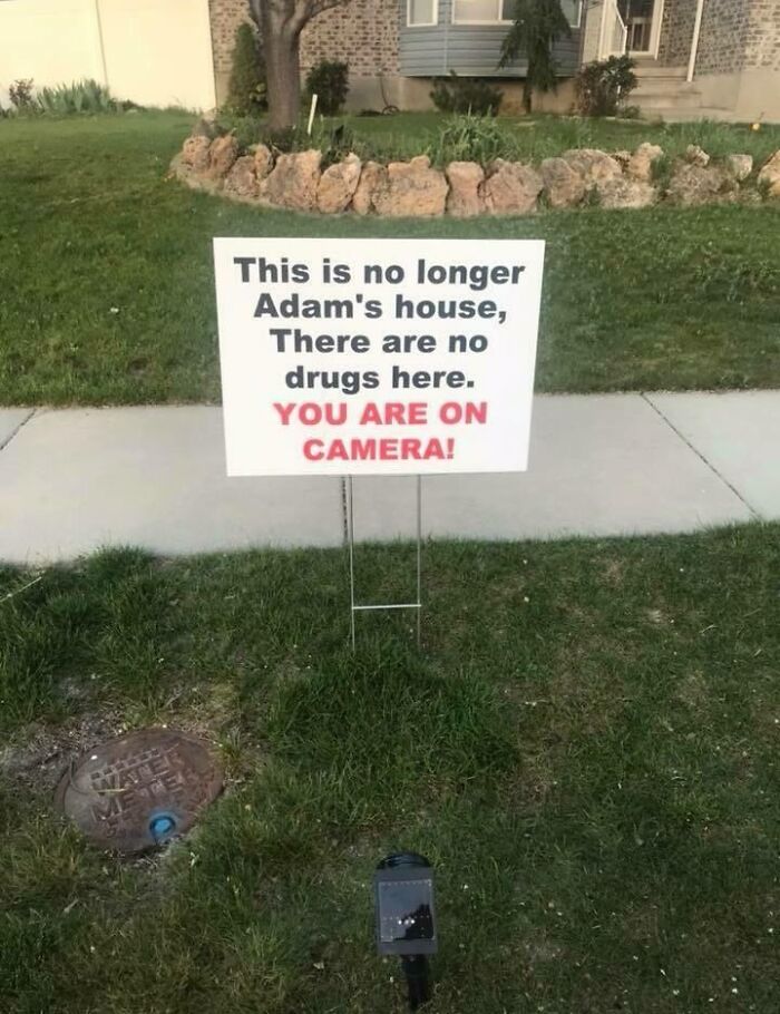 People Are Posting The Threatening Signs They’ve Encountered, Here Are The 50 Best Ones People Are Posting The Threatening Signs They’ve Encountered, Here Are The 50 Best Ones