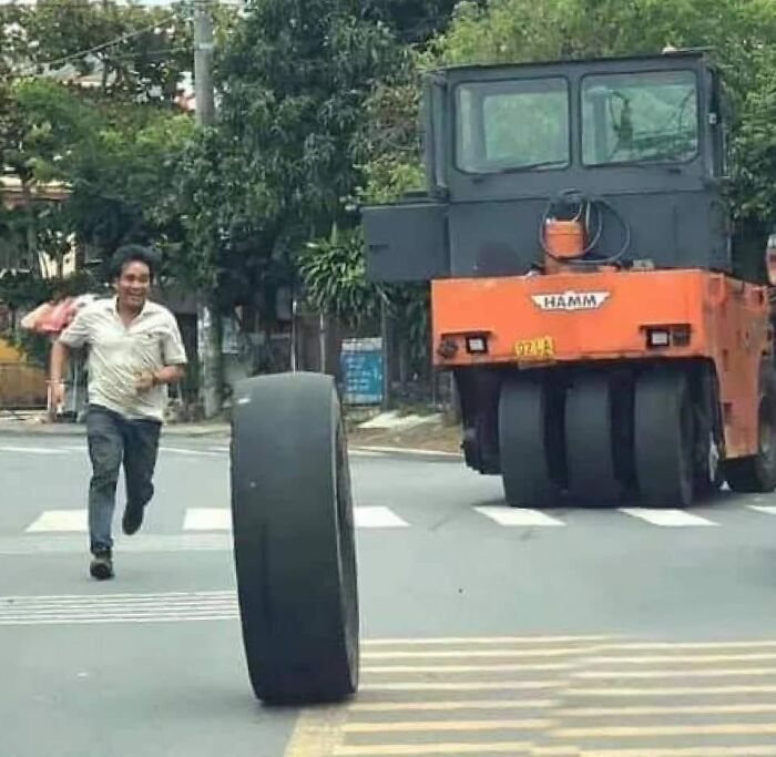 50 Pics Of People Having A Worse Day Than You, As Shared On This Facebook Page 50 Pics Of People Having A Worse Day Than You, As Shared On This Facebook Page