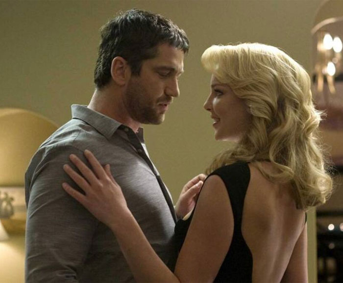 People Call Out Keanu Reeves And 30 Others For Having Zero Chemistry With Their Co-Stars On Screen People Call Out Keanu Reeves And 30 Others For Having Zero Chemistry With Their Co-Stars On Screen