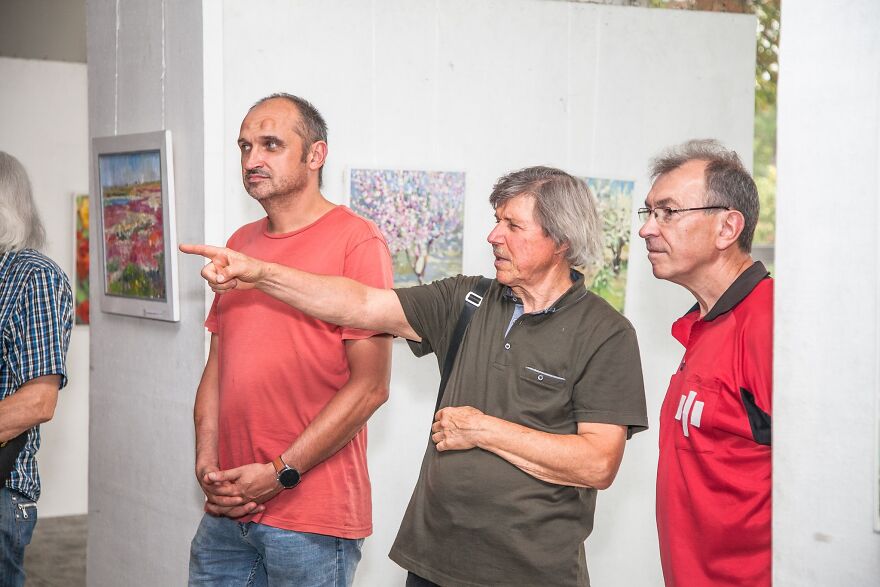 She Is An Artist Who Paints In The Open Air (40 Pics) She Is An Artist Who Paints In The Open Air (40 Pics)