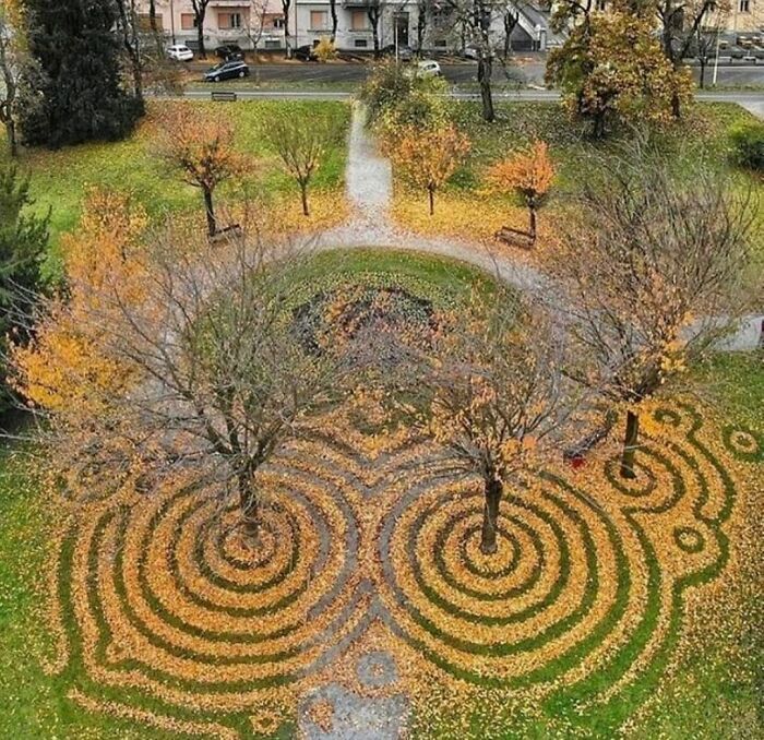 30 Intentional And Accidental Pieces Of Art That People Have Found All Over The World (New Pics) 30 Intentional And Accidental Pieces Of Art That People Have Found All Over The World (New Pics)