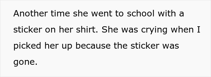Mom Notices Signs In Her Child’s Preschool That Are Targeted At Her Mom Notices Signs In Her Child’s Preschool That Are Targeted At Her