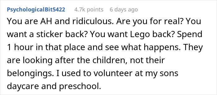 Mom Notices Signs In Her Child’s Preschool That Are Targeted At Her Mom Notices Signs In Her Child’s Preschool That Are Targeted At Her
