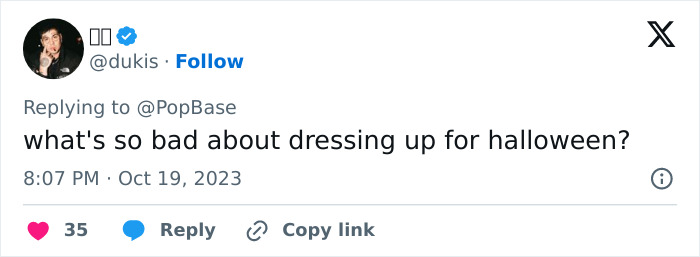 “She’s Treading A Thin Line”: Margot Robbie Is Slammed For Her “Strikebreaking” Halloween Costume “She’s Treading A Thin Line”: Margot Robbie Is Slammed For Her “Strikebreaking” Halloween Costume