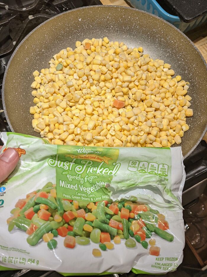 50 Times People Sat To Eat Only To Get Their Appetite Ruined By Weird And Gross Discoveries 50 Times People Sat To Eat Only To Get Their Appetite Ruined By Weird And Gross Discoveries