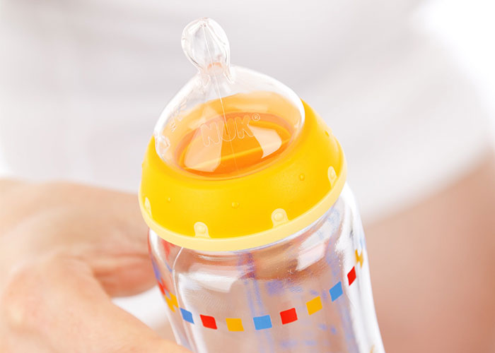 “What’s The Most Bizarre ‘House Rule’ You’ve Encountered At Someone Else’s Home?” (40 Answers) “What’s The Most Bizarre ‘House Rule’ You’ve Encountered At Someone Else’s Home?” (40 Answers)