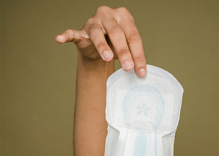 “What’s The Most Bizarre ‘House Rule’ You’ve Encountered At Someone Else’s Home?” (40 Answers) “What’s The Most Bizarre ‘House Rule’ You’ve Encountered At Someone Else’s Home?” (40 Answers)