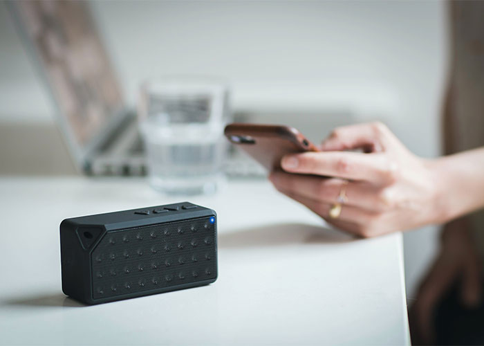 “What’s The Most Bizarre ‘House Rule’ You’ve Encountered At Someone Else’s Home?” (40 Answers) “What’s The Most Bizarre ‘House Rule’ You’ve Encountered At Someone Else’s Home?” (40 Answers)