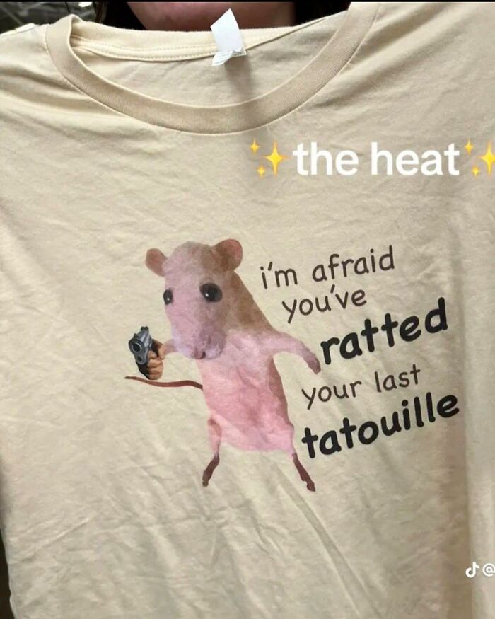 50 Times People Spotted A Shirt That Was So Good They Just Had To Take A Pic (New Pics)