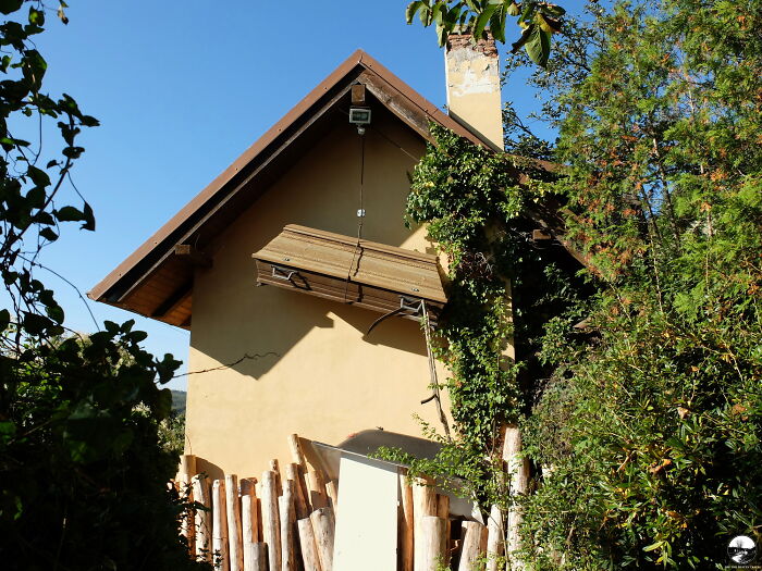 I Visit Abandoned Places, And Here’s 22 Of The Spookiest Encounters From My Journeys I Visit Abandoned Places, And Here’s 22 Of The Spookiest Encounters From My Journeys