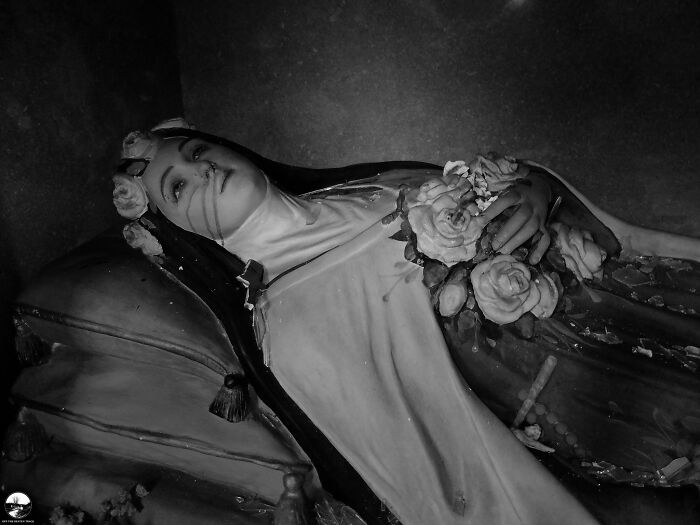 I Visit Abandoned Places, And Here’s 22 Of The Spookiest Encounters From My Journeys I Visit Abandoned Places, And Here’s 22 Of The Spookiest Encounters From My Journeys