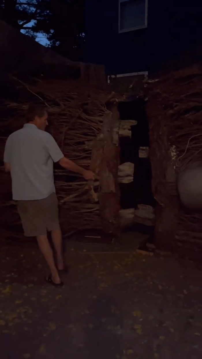 Architect Dad Builds Huge Halloween Installations Every Year, Goes Viral On TikTok
