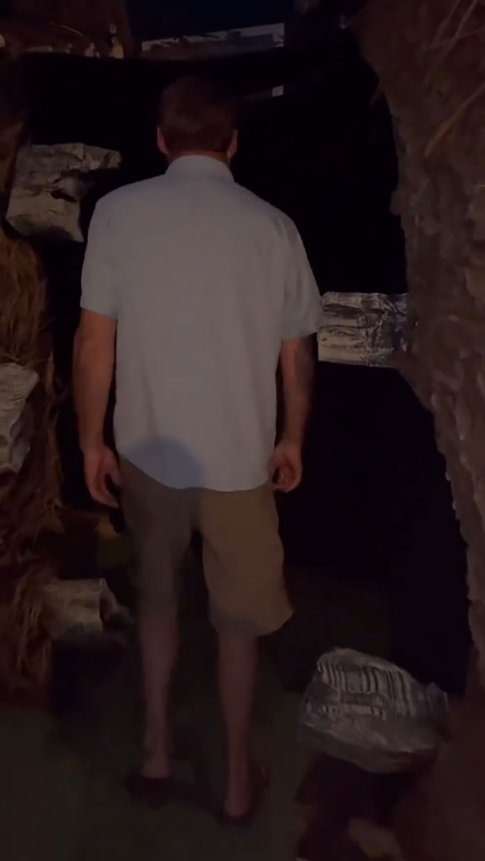 Architect Dad Builds Huge Halloween Installations Every Year, Goes Viral On TikTok