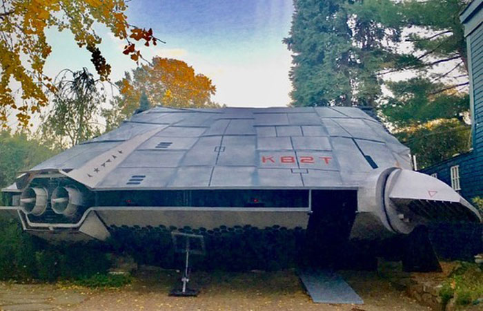 Architect Dad Builds Huge Halloween Installations Every Year, Goes Viral On TikTok