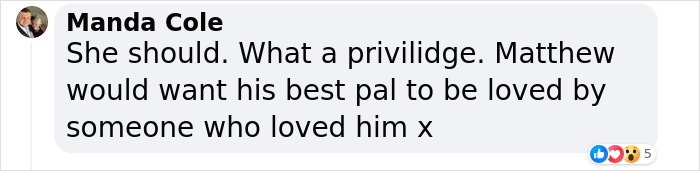 Lisa Kudrow &ldquo;Wants To Adopt Matthew Perry’s Dog&rdquo; As She Shares Sad Theory Behind His Death