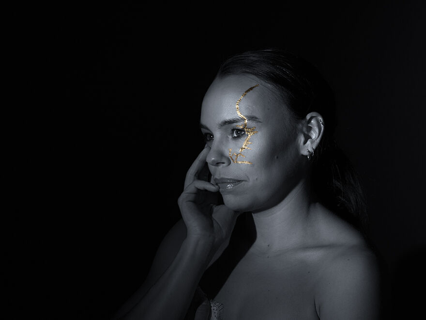 Kintsugi Beauty: Celebrating The Beauty Of Scars And Imperfections In Photography Kintsugi Beauty: Celebrating The Beauty Of Scars And Imperfections In Photography
