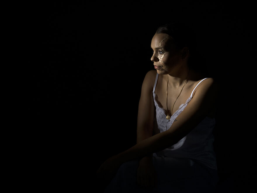 Kintsugi Beauty: Celebrating The Beauty Of Scars And Imperfections In Photography Kintsugi Beauty: Celebrating The Beauty Of Scars And Imperfections In Photography