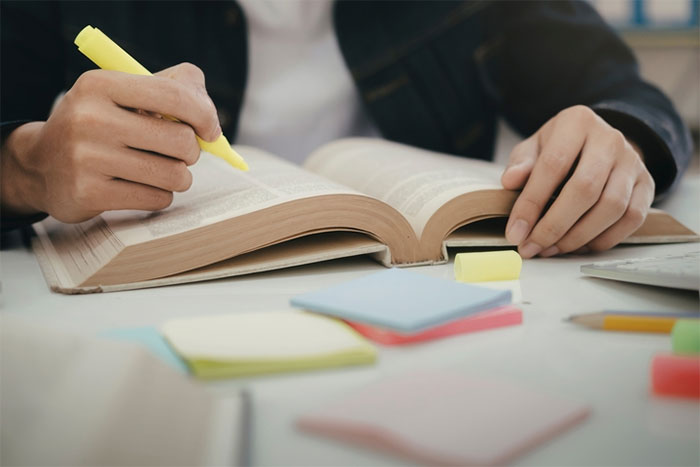 “I’m Having A Blast”: 50 People Are Not Ashamed To Admit They Still Use These Obsolete Things “I’m Having A Blast”: 50 People Are Not Ashamed To Admit They Still Use These Obsolete Things