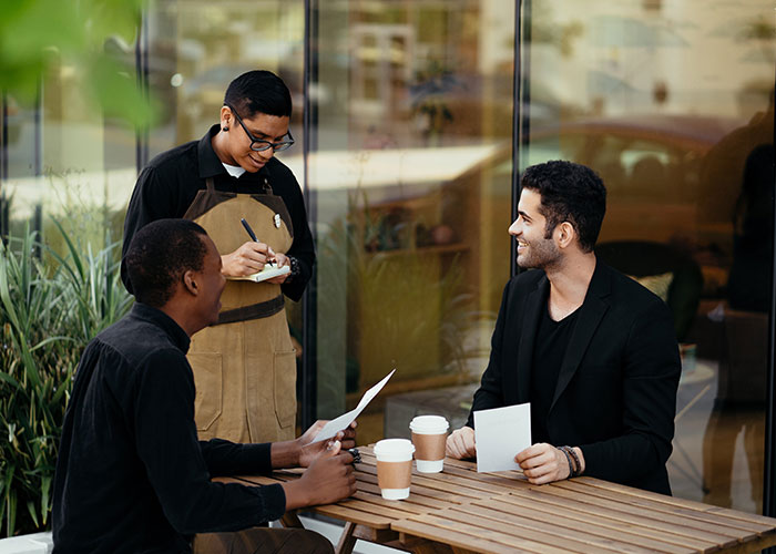 30 People Share What Their Date Said That Made Them Instantly Think ‘Run!’ 30 People Share What Their Date Said That Made Them Instantly Think ‘Run!’