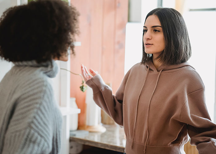 30 People Share What Their Date Said That Made Them Instantly Think ‘Run!’ 30 People Share What Their Date Said That Made Them Instantly Think ‘Run!’