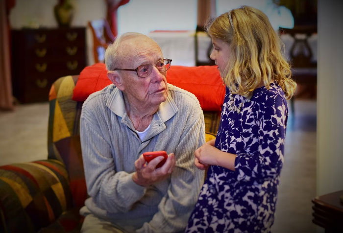 “You Will Regret It Later On”: 30 Millennials Share The Best Advice They Have For Gen Z “You Will Regret It Later On”: 30 Millennials Share The Best Advice They Have For Gen Z