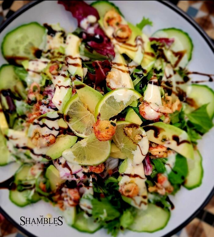 Customer Leaves A Bad Review For Cafe, Its Owner Replies, Revealing The Reality Behind It Customer Leaves A Bad Review For Cafe, Its Owner Replies, Revealing The Reality Behind It