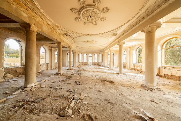 Soviet Relics: My 28 Photos Of Abandoned Buildings In Former Soviet Republics Soviet Relics: My 28 Photos Of Abandoned Buildings In Former Soviet Republics