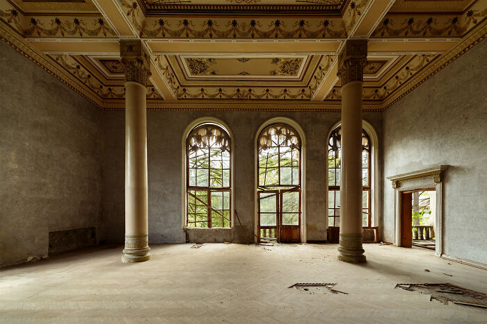 Soviet Relics: My 28 Photos Of Abandoned Buildings In Former Soviet Republics Soviet Relics: My 28 Photos Of Abandoned Buildings In Former Soviet Republics