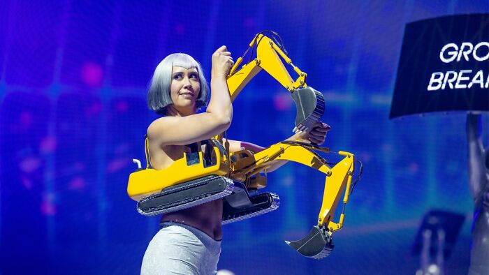 27 Extraordinary Entries From The 2023 World Of WearbaleArt Contest 27 Extraordinary Entries From The 2023 World Of WearbaleArt Contest