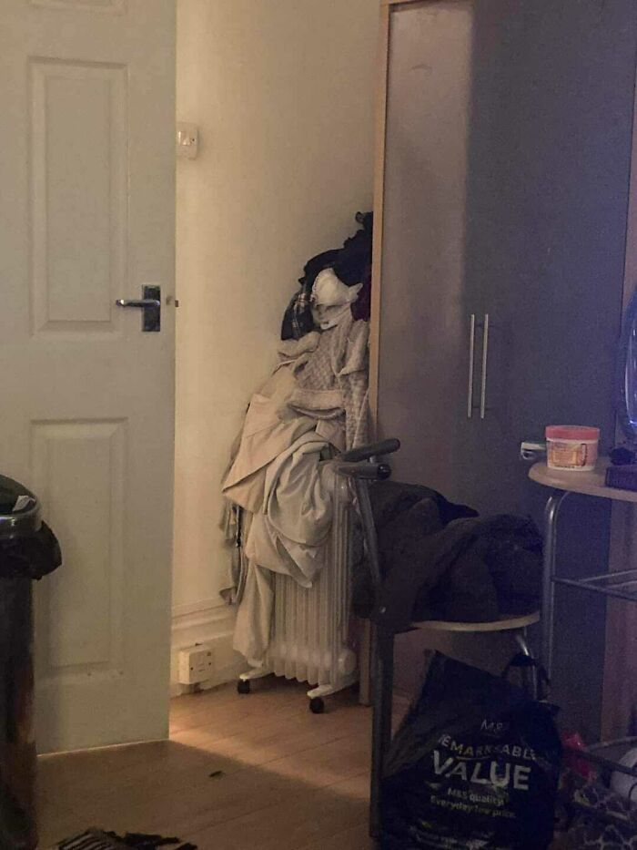 40 Funny Examples Of Regular Objects Suddenly Showing Human Characteristics 40 Funny Examples Of Regular Objects Suddenly Showing Human Characteristics