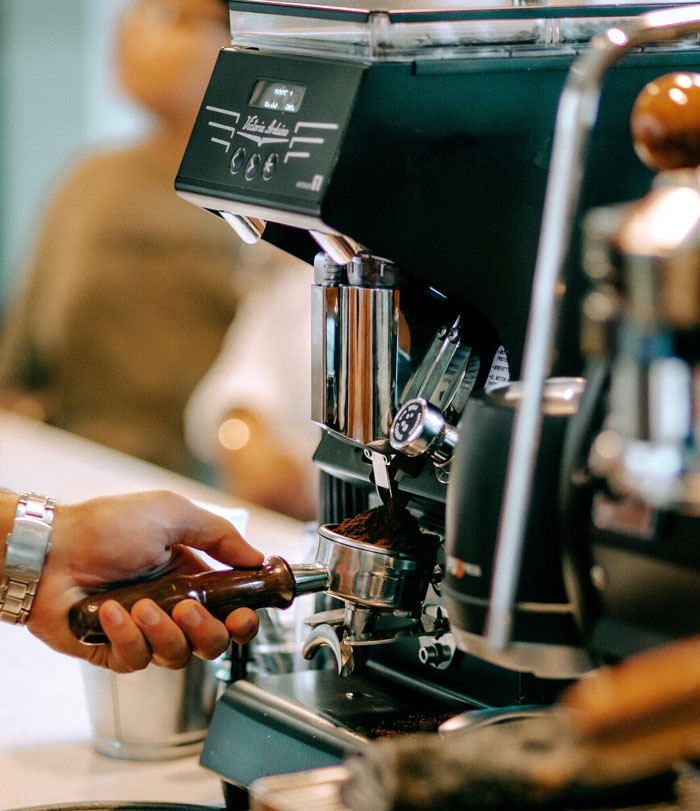 Person Has To Comment On Woman Ordering Oat Milk, Regrets It After Getting Too Much Information Person Has To Comment On Woman Ordering Oat Milk, Regrets It After Getting Too Much Information