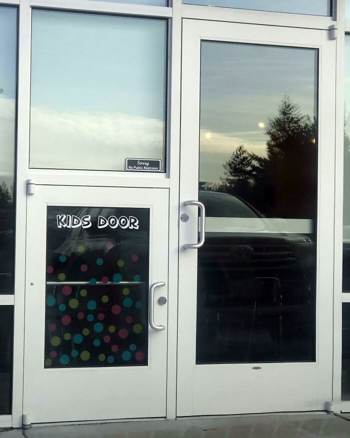 50 Hilariously Wholesome Things Doctors Did To Put Their Patients At Ease (New Pics)