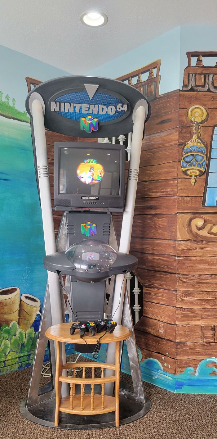 50 Hilariously Wholesome Things Doctors Did To Put Their Patients At Ease (New Pics)