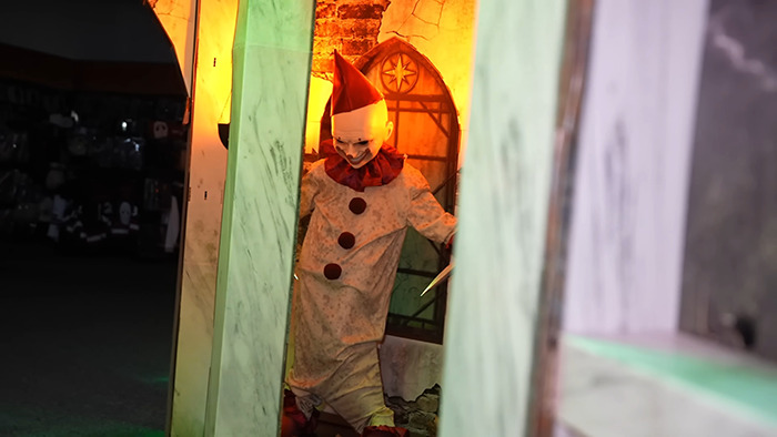 The “World&#8217;s Most Haunted Store” Employees Claim Ghost Encounters As YouTuber Investigates