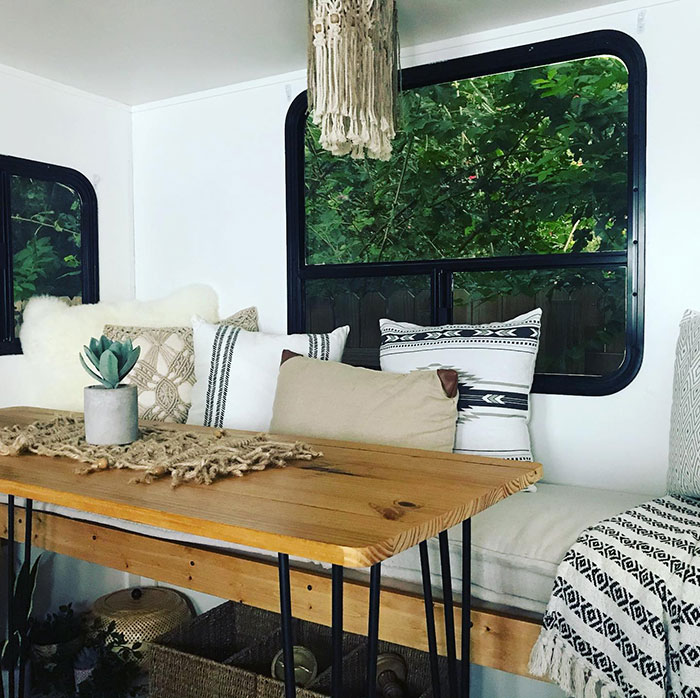 Minwax Stain Colors: A Complete Guide to Choosing Wood Stain Color Minwax Stain Colors: A Complete Guide to Choosing Wood Stain Color