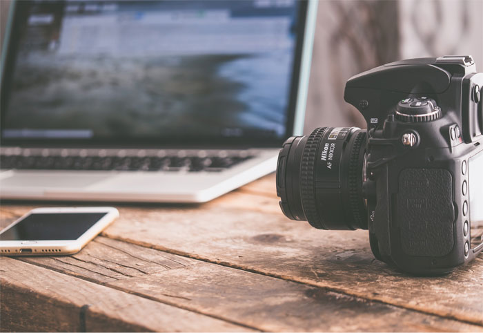 Woman Called A Jerk For Making Sure She’ll Get Paid For Her Work By Keeping Pictures Until Then Woman Called A Jerk For Making Sure She’ll Get Paid For Her Work By Keeping Pictures Until Then